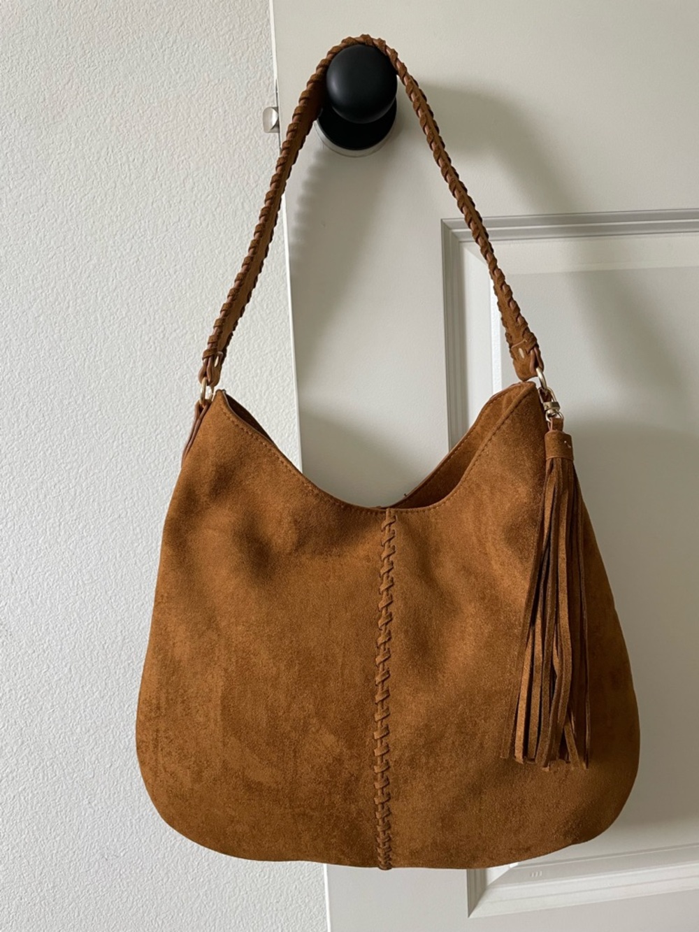 NWOT Universal Thread “Western Faux Suede with Tassle Shoulder Bag” - Picture 8 of 10